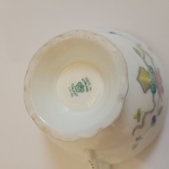 Vintage Royal Albert Bone China Cup & Saucer Set - Picture 11 of 12